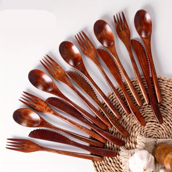 62c4547f-6071-4351-9e7d-86343cbd7225.png 9pcs Japanese Handcrafted Wooden Cutlery Set